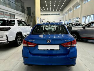 2024 Changan Alsvin, синий, 1959900 рублей, вид 5