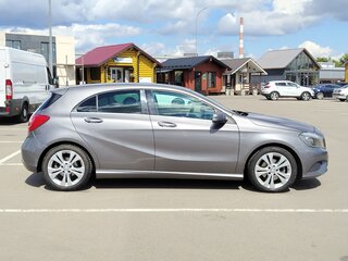2014 Mercedes-Benz A-Класс 180 III (W176), серый, 1599000 рублей, вид 4