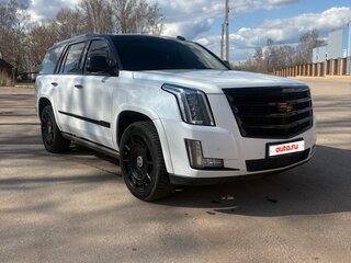 2016 Cadillac Escalade IV, белый, 3200000 рублей, вид 3
