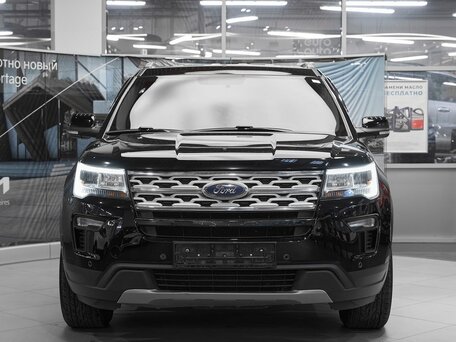 2019 Ford Explorer V Рестайлинг 2, чёрный, 2799000 рублей, вид 2
