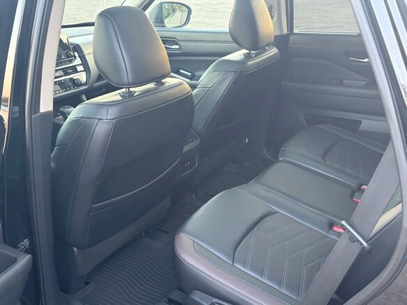 2021 Nissan Pathfinder V, чёрный, 5100000 рублей - вид 8