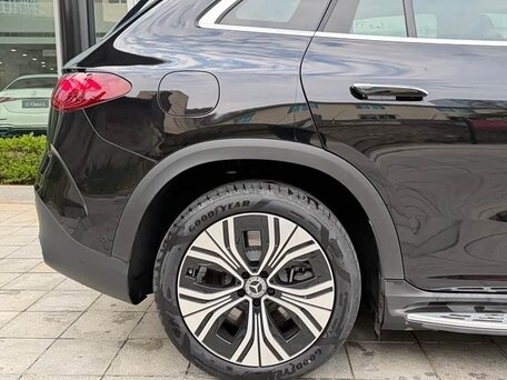 2025 Mercedes-Benz EQE SUV 500, чёрный, 7630000 рублей, вид 5