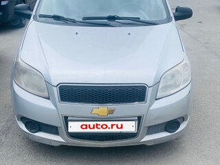 2009 Chevrolet Aveo I Рестайлинг, серебристый, 200000 рублей, вид 2