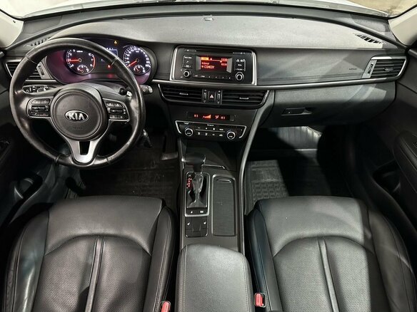 2017 Kia Optima IV, белый, 1430000 рублей - вид 8