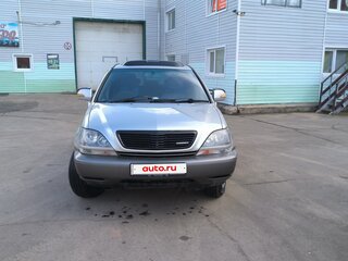 1999 Toyota Harrier I (XU10), серебристый, 600000 рублей, вид 1