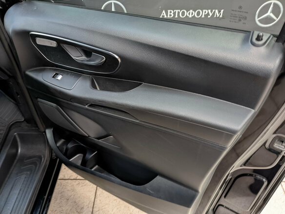 2019 Mercedes-Benz Vito 114 CDI L2 III (W447), чёрный, 3800000 рублей - вид 24