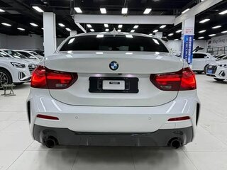 2023 BMW 1 серии 120i III (F52) Рестайлинг, серый, 2090000 рублей, вид 4