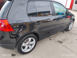 2005 Volkswagen Golf V, чёрный, 580000 рублей, вид 4