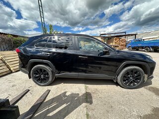 2020 Toyota RAV4 V (XA50), чёрный, 3470000 рублей, вид 3