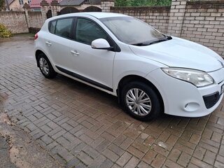 2011 Renault Megane III, белый, 460000 рублей, вид 5