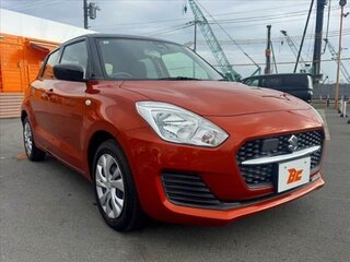 2022 Suzuki Swift V Рестайлинг, оранжевый, 750325 рублей, вид 1