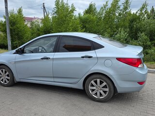 2012 Hyundai Solaris I, голубой, 650000 рублей, вид 4