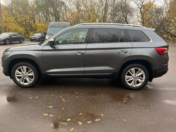 2020 Skoda Kodiaq I, серый, 2850000 рублей - вид 6
