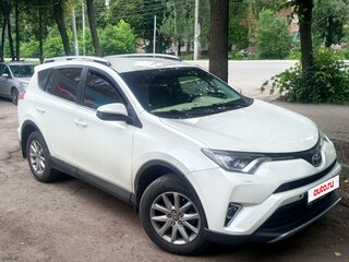 2017 Toyota RAV4 IV (XA40) Рестайлинг, белый, 2200000 рублей, вид 2