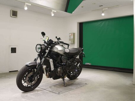 2018 Yamaha XSR700, серый, 677000 рублей, вид 4