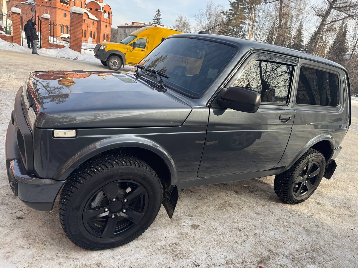 Открыть фотографии: Lada (ВАЗ) Niva Legend I