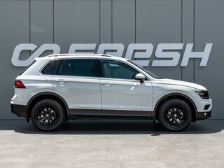 2019 Volkswagen Tiguan II, белый, 2558000 рублей, вид 5