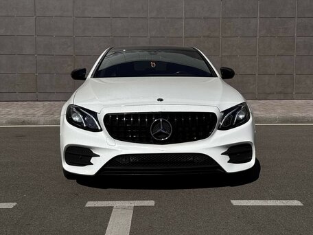 2018 Mercedes-Benz E-Класс 200 V (W213, S213, C238), белый, 3180000 рублей, вид 2