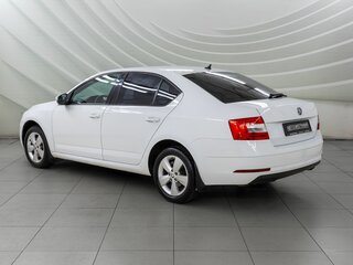 2019 Skoda Octavia III (A7) Рестайлинг, белый, 1628000 рублей, вид 5