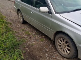 2001 Toyota Carina VII (T210), серебристый, 350000 рублей, вид 4