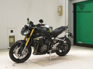 2026 Triumph Speed Triple, чёрный, 1799000 рублей, вид 4