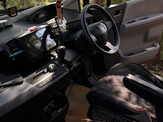 2010 Honda Freed I, красный, 750000 рублей, вид 3