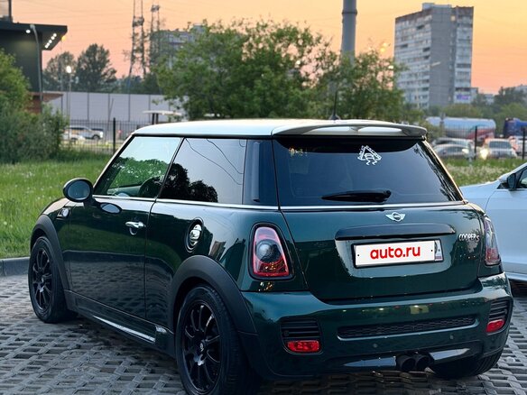 2007 Mini Hatch Cooper S II (R56), зелёный, 1050000 рублей - вид 8