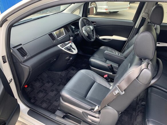 2014 Toyota ISis I Рестайлинг, белый, 1188008 рублей - вид 5