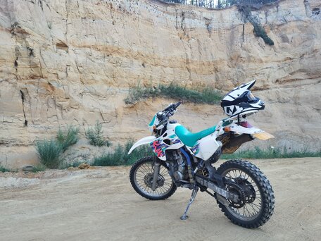 1998 Kawasaki KLX 250, белый, 215000 рублей, вид 4