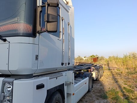 2007 Renault Magnum, белый, 1100000 рублей, вид 2