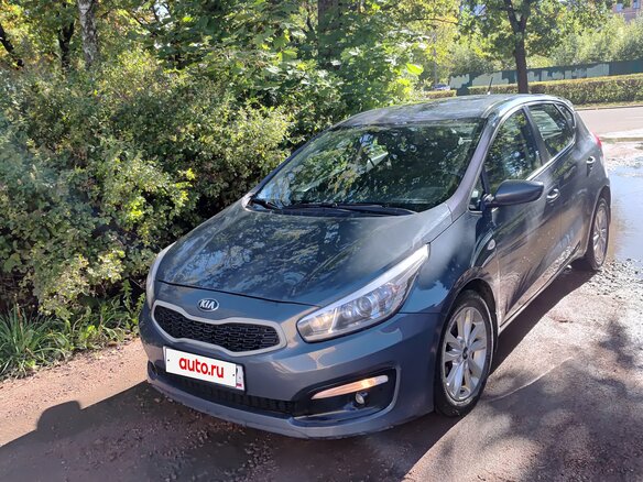 2015 Kia Ceed II Рестайлинг, серый, 950000 рублей