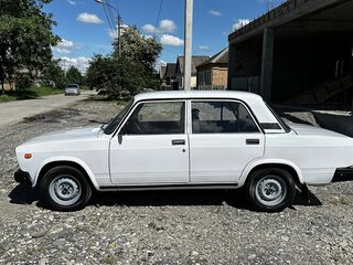 2008 Lada (ВАЗ) 2105, белый, 300000 рублей, вид 4