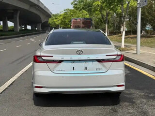 2024 Toyota Camry IX (XV80) China Market, серый, 3315069 рублей, вид 5