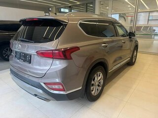 2018 Hyundai Santa Fe IV, бежевый, 2350000 рублей, вид 4
