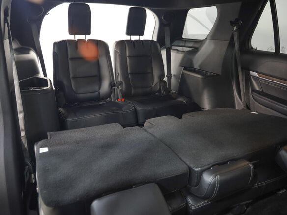 2017 Ford Explorer V Рестайлинг, белый, 2399777 рублей - вид 30