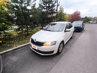 2014 Skoda Rapid I, белый, 740000 рублей, вид 1