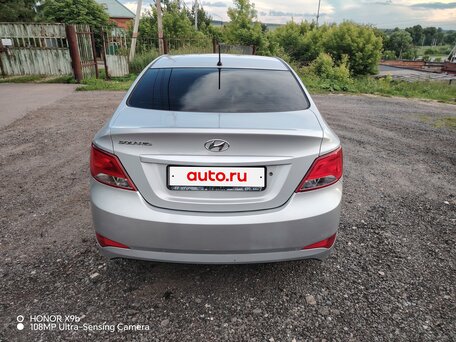 2016 Hyundai Solaris I Рестайлинг, серебристый, 945000 рублей, вид 5