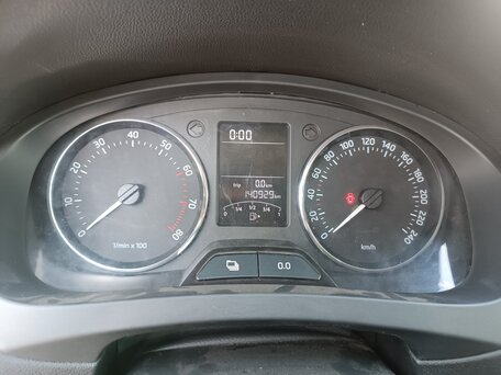 2015 Skoda Rapid I, белый, 377000 рублей, вид 5