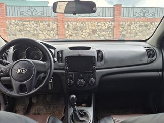 2009 Kia Cerato I Рестайлинг, белый, 450000 рублей, вид 5