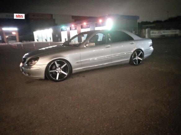 2000 Mercedes-Benz S-Класс 320 Long IV (W220), серебристый - вид 4