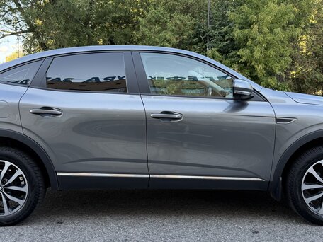 2021 Renault Arkana I, серый, 1600000 рублей, вид 3