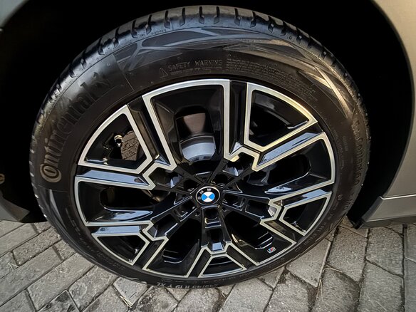 2025 BMW 5 серии Long 530Li xDrive VIII (G60/G61/G68), серый, 7200000 рублей - вид 17