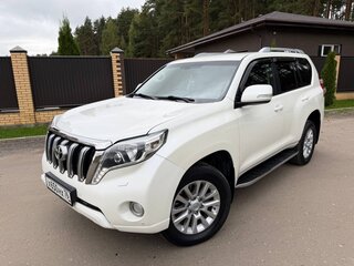 2013 Toyota Land Cruiser Prado 150 Series Рестайлинг 1, белый, 3150000 рублей, вид 2
