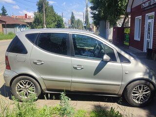 2001 Mercedes-Benz A-Класс 160 I (W168) Рестайлинг, серебристый, 330000 рублей, вид 3
