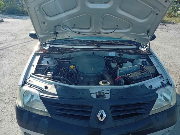 2005 Renault Logan I, серебристый, 330000 рублей - вид 13