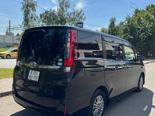 2016 Toyota Esquire I, чёрный, 2100000 рублей, вид 5