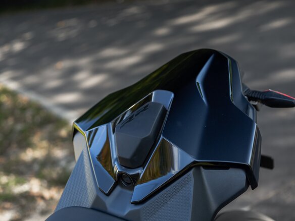 2025 BMW S 1000 RR, чёрный, 2570000 рублей - вид 6