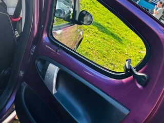 2012 Peugeot 107 I Рестайлинг 2, фиолетовый, 445000 рублей, вид 4