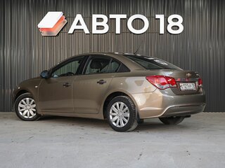 2013 Chevrolet Cruze I Рестайлинг, золотистый, 959000 рублей, вид 4