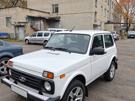 2023 Lada (ВАЗ) Niva Legend I, белый, 720000 рублей, вид 1